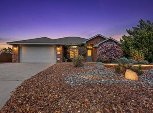 6755 Wolf Creek Ct NE, Rio Rancho, NM 87144