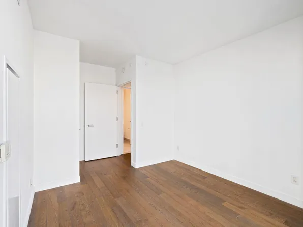 99 Hudson Street image 10 of 18