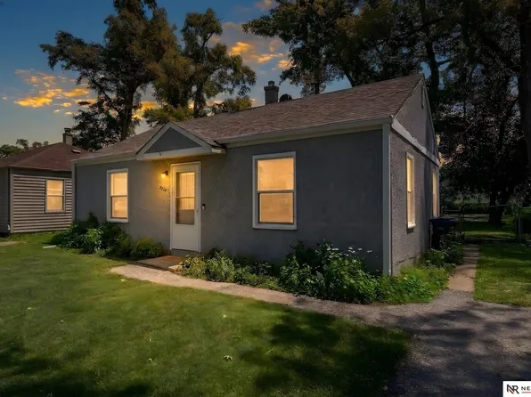 2809 Clay St, Bellevue, NE 68005
