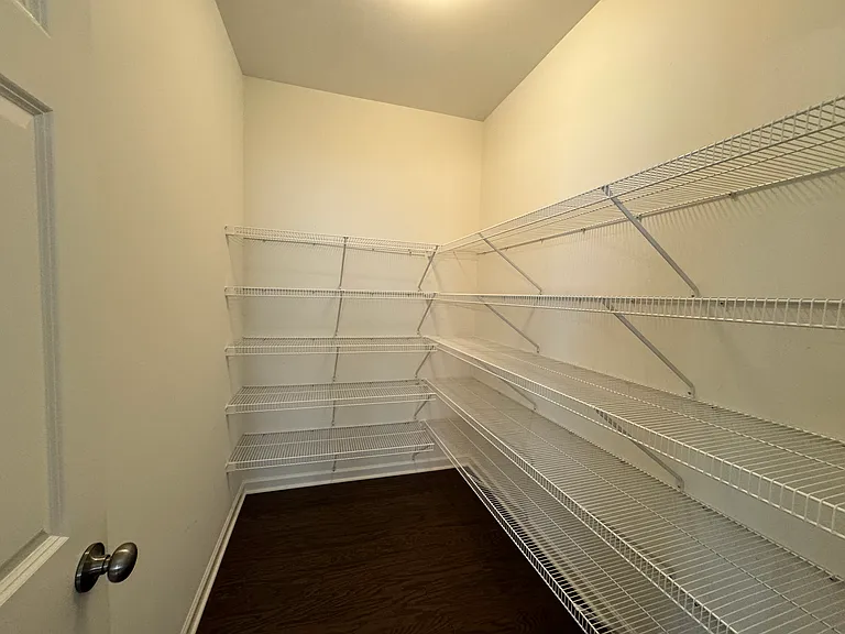 278 Springview St — Photo 16