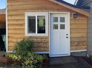 420 N 4th Ave, Ridgefield, WA 98642