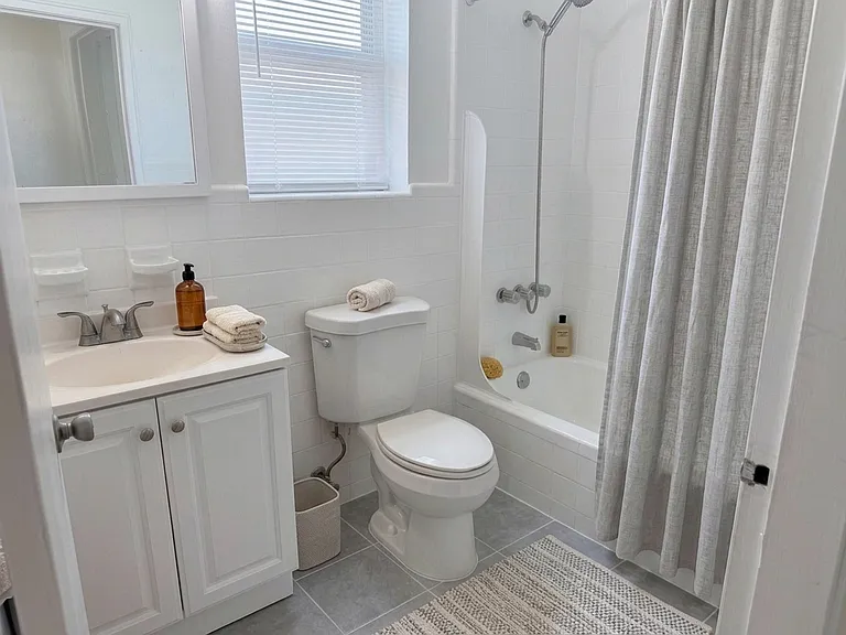 187 W Milton Ave — Photo 7