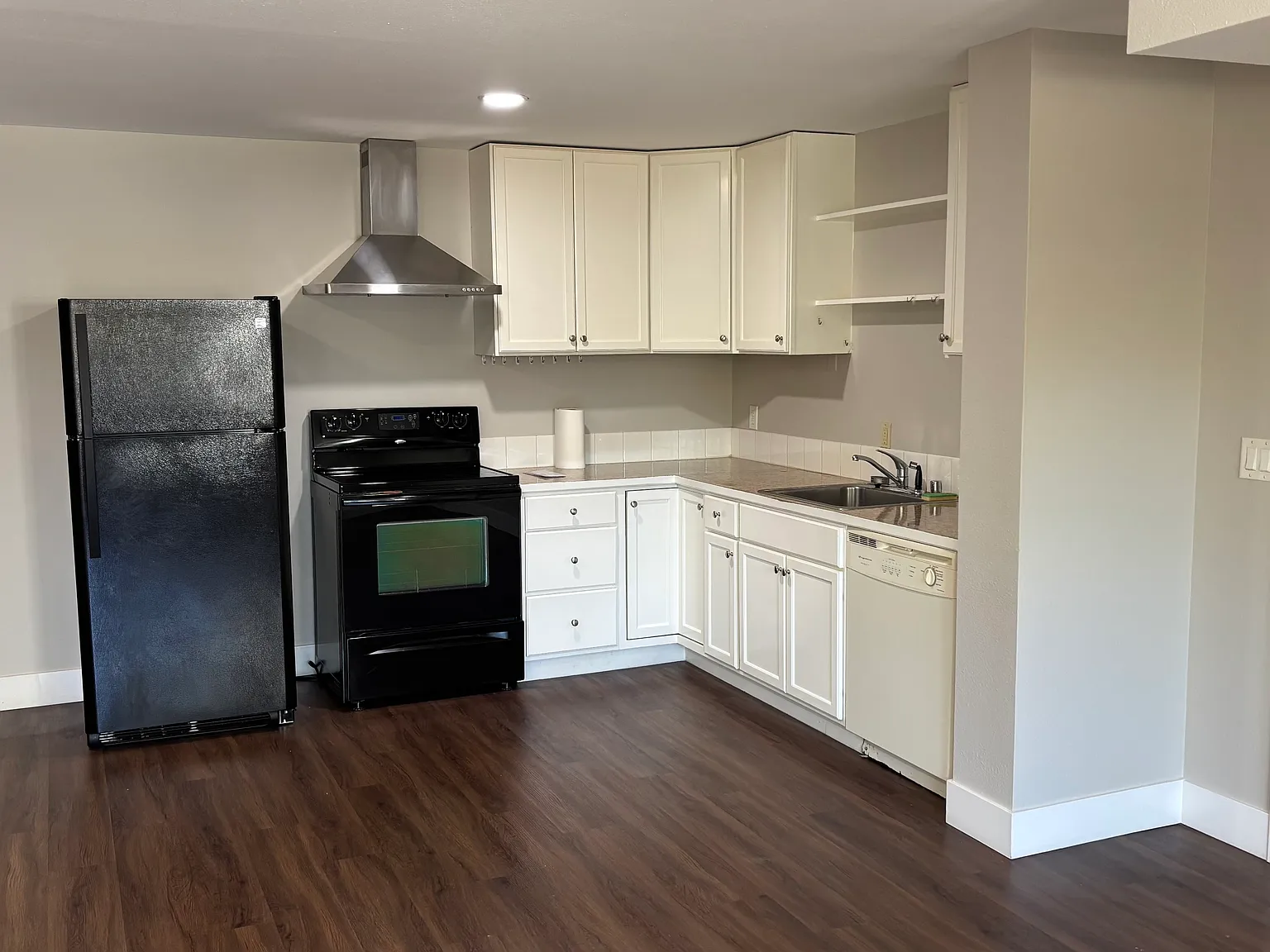 1 bed, 675 sqft, $1,700 — Photo 2