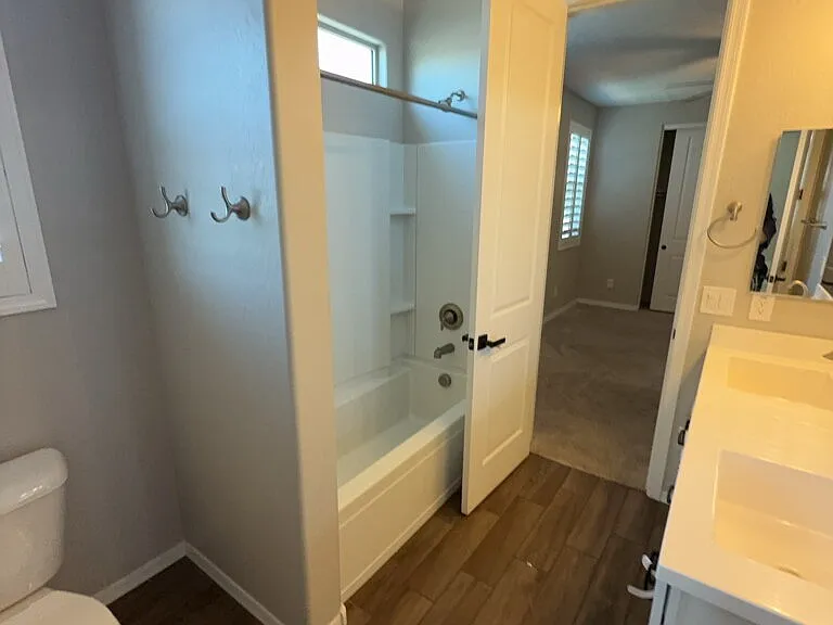 5525 N 187th Ln — Photo 1