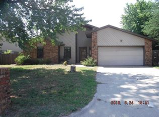 2113 Bentham Way, Yukon, OK 73099