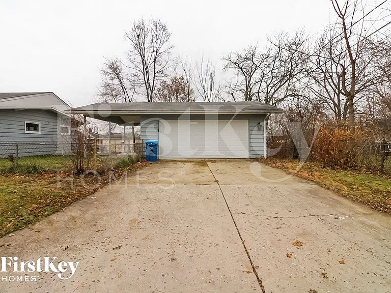 1054 Kenmore Ave — Photo 14