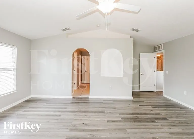 3108 Sky St — Photo 7