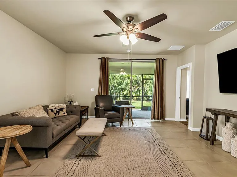 7177 W Lenox Cir — Photo 11