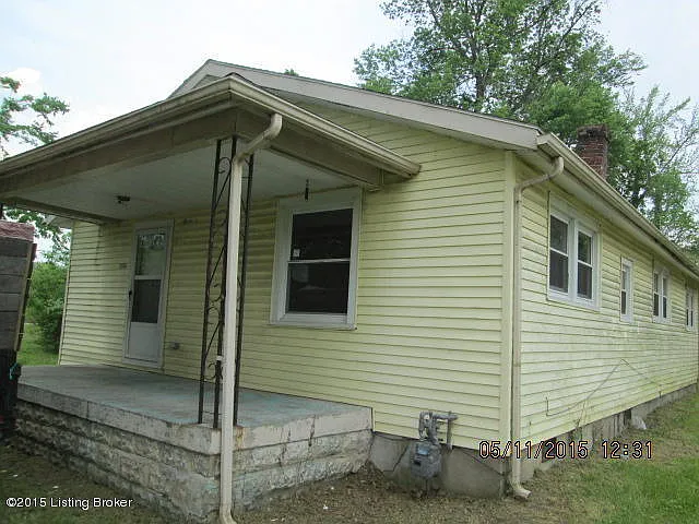 8816 W Manslick Rd photo 1