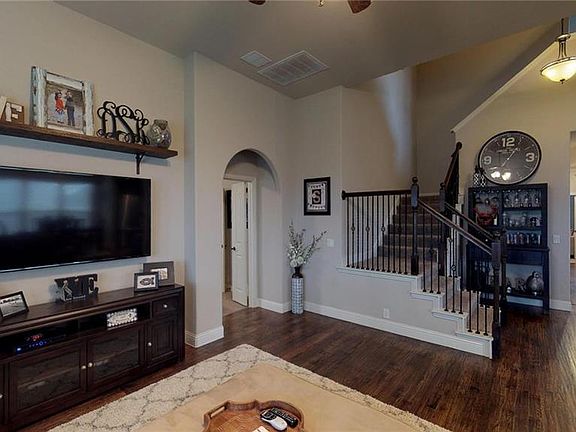 5th image of 9124 Wichita Ln