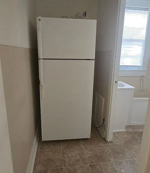 1527 N Main St #1 — Photo 6