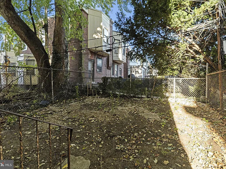 5237 Chester Ave #3 — Photo 15