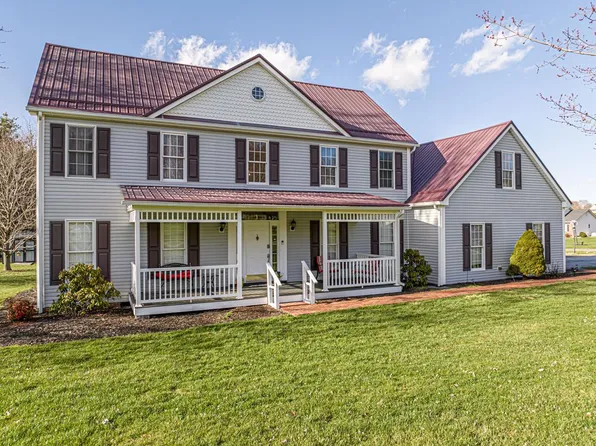 18490 John Ashley Dr, Abingdon, VA 24211