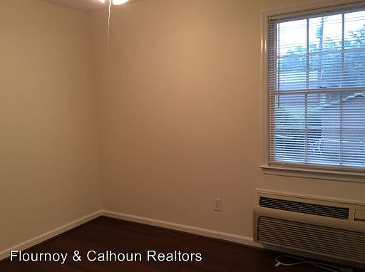 2nd image of 1424 15th Ave