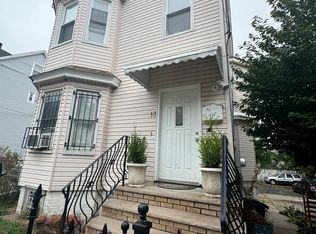 13 Elliott St, Newark, NJ 07104