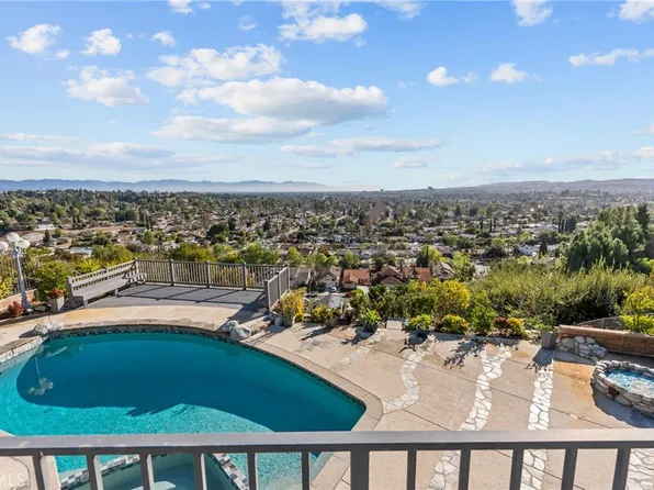 6758 Julie Ln, West Hills, CA 91307
