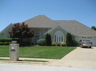 3910 Chesapeake St, Springdale, AR 72762