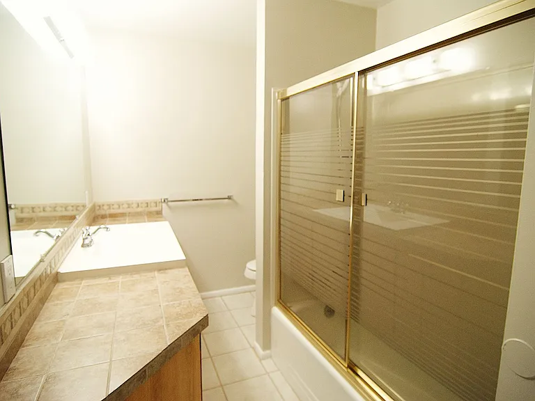 147 N 3900 E — Photo 16