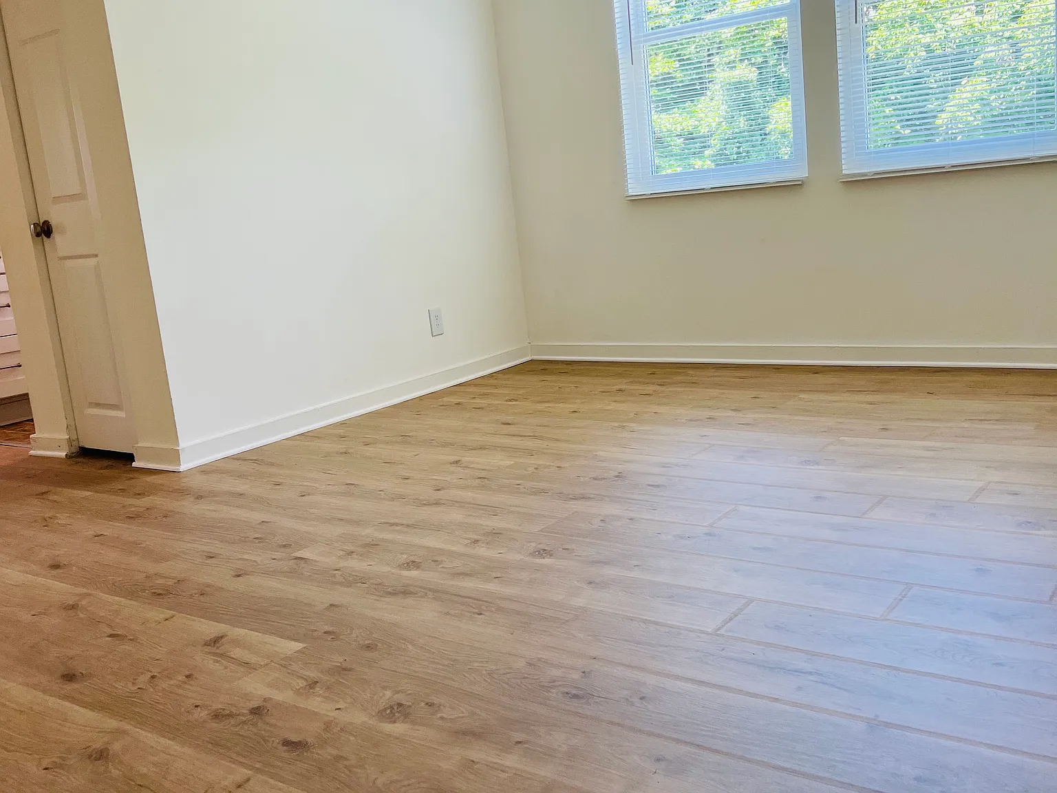 1117 N Kenilworth St — Photo 1