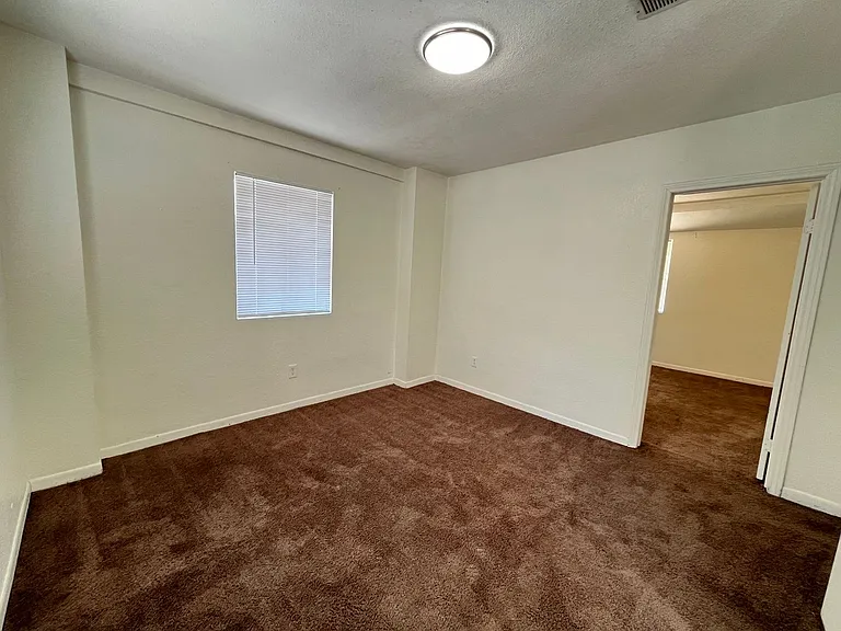 373 N Bruce St — Photo 12