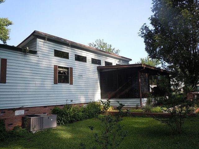 2nd image of 2425 SW 3rd Ave Lot 65