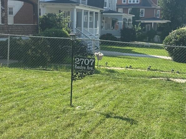 2707 Roslyn Ave