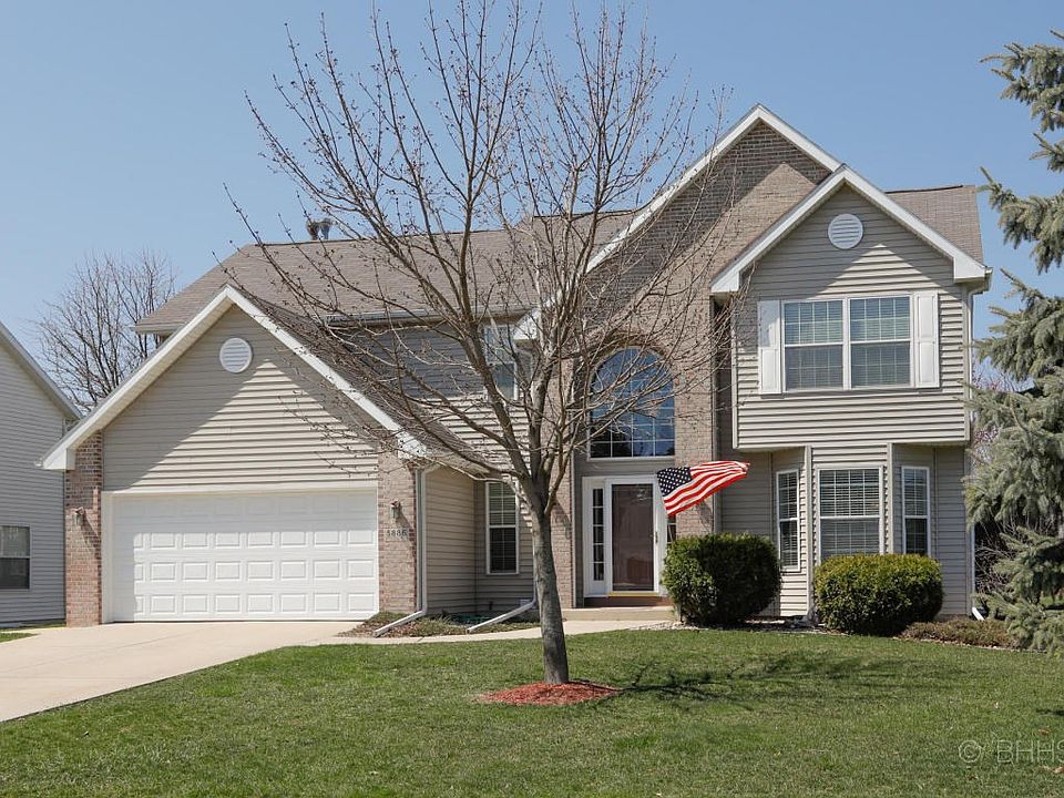 5886 Baywood Dr-101