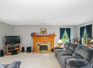 8309 Lochdale St, Dearborn Heights, MI 48127