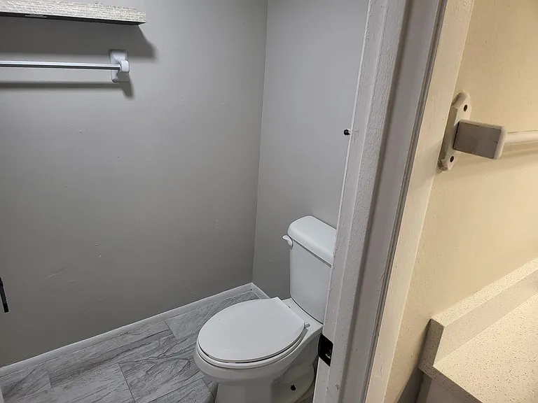 1562 SE Royal Green Cir #201 — Photo 15