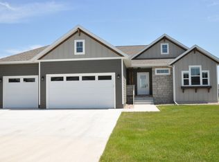 2735 Wood Duck Trl, Brookings, SD 57006