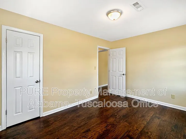 1120 19th St #7 — Photo 12