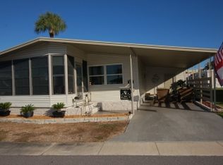 426 Molokai Ln, Largo, FL 33770