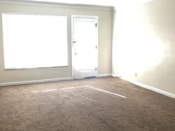 2535 W Bancroft St APT 8, Toledo, OH 43607