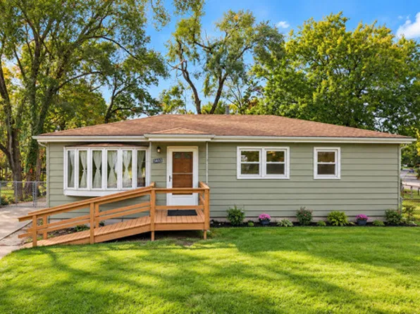 5883 Newport Ave, Portage, IN 46368