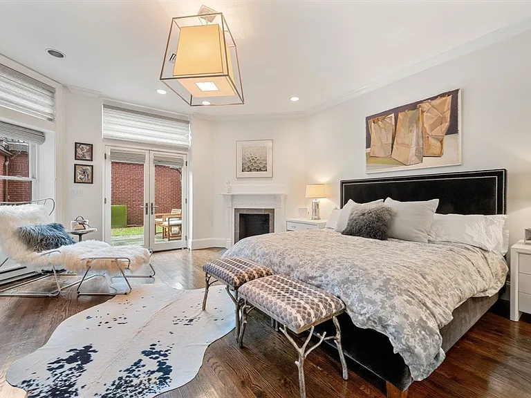 408 Beacon St #1 — Photo 14