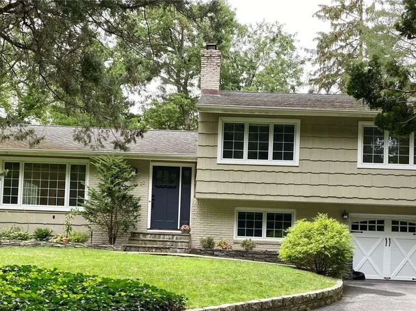 22 Dale Road, Huntington, NY 11743