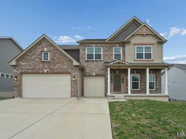 910 Ellis Park Dr, Wentzville, MO 63385
