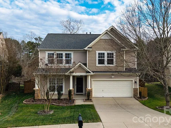 10513 Dominion Village Dr, Charlotte, NC 28269