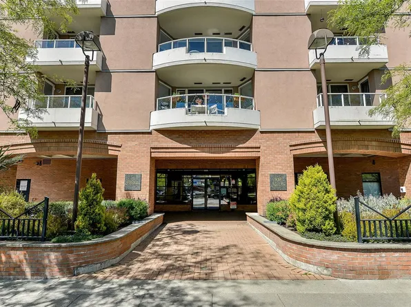 930 Yates St #607, Victoria, BC V8V 4Z3
