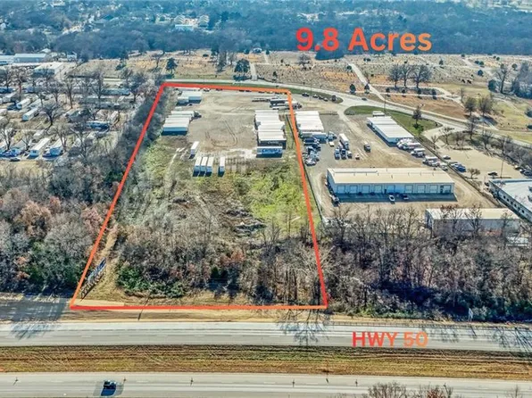 799 W Young Ave, Warrensburg, MO 64093