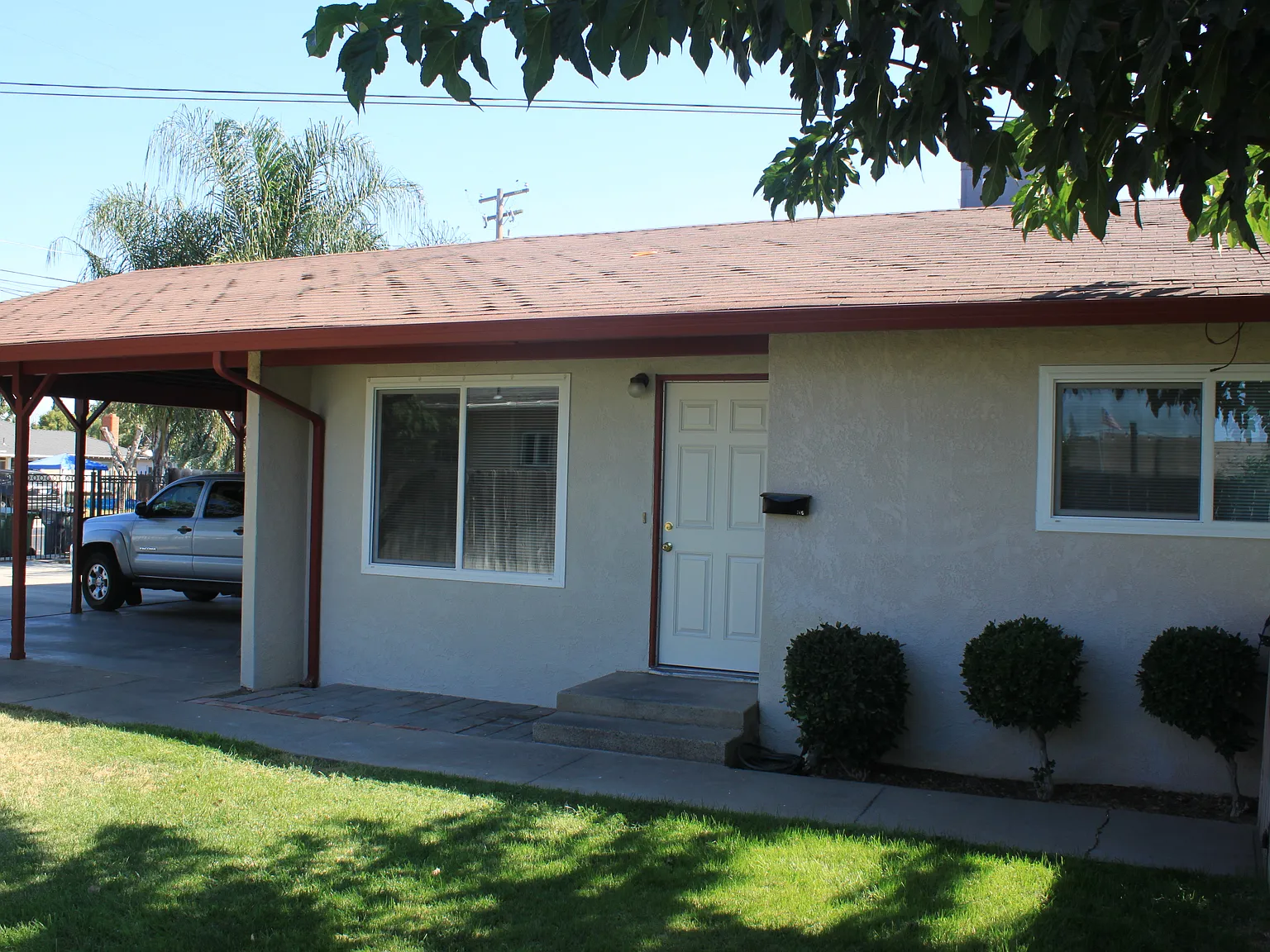 2 bed, 925 sqft, $1,650 — Photo 2