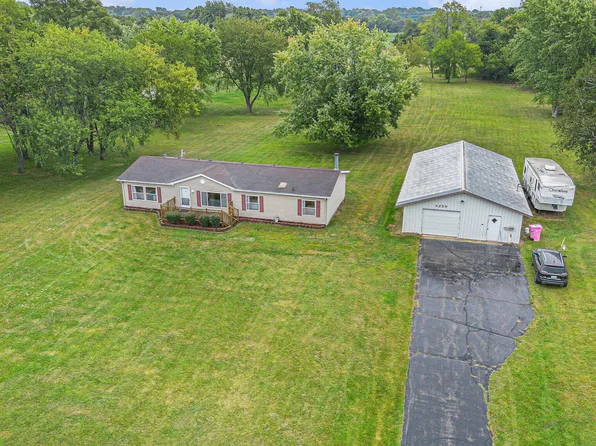 4259 John Goff Rd, Watervliet, MI 49098