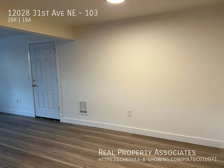 12028 31st Ave NE #103 — Photo 4