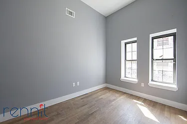 Rented by Rennit Inc.