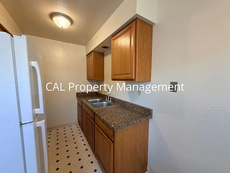 3050 Sunset Ave — Photo 40