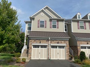 38 Braeburn Dr, Skillman, NJ 08558