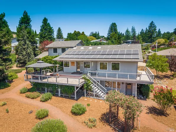 1133 Stanford Court, Napa, CA 94558