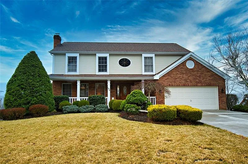 196 Bluestone Dr photo 1