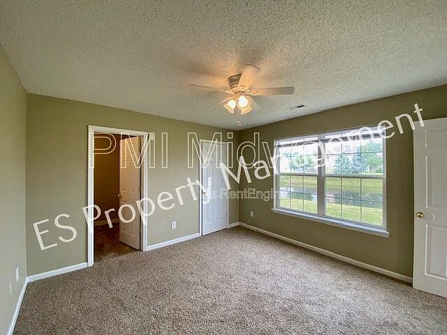 5650 Loudon Dr — Photo 10