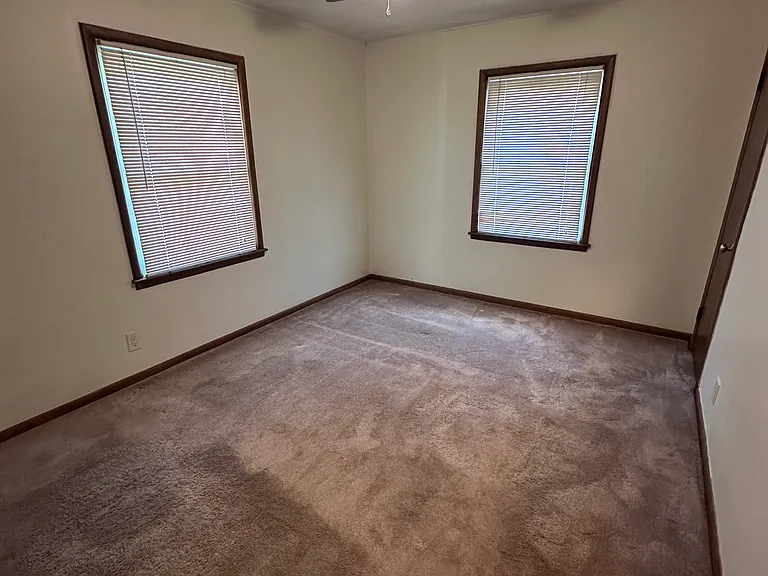 305 S 46th Ave W — Photo 14
